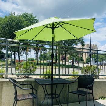 El Taco Veloz - Patio tables, clean with nice view - Mexican Near Me - Cincinnati, Ohio