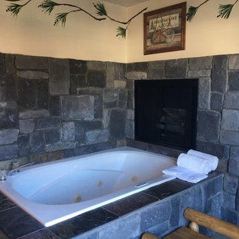 Fireside Lodge - Hotels Near Me - Big Bear Lake, California Fireside Lodge - Hotels Near Me - Big Bear Lake, California