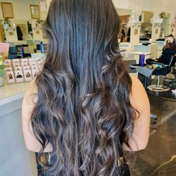 The Glam House - Curls, hair trim