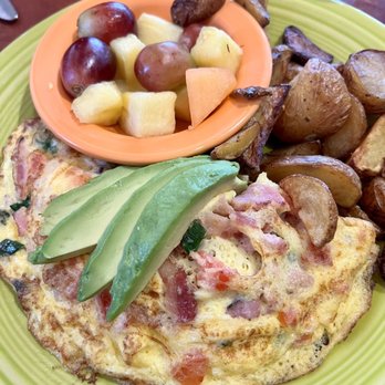 The Range Cafe - Kitchen Sink omelette - Mexican Near Me - Albuquerque, New Mexico