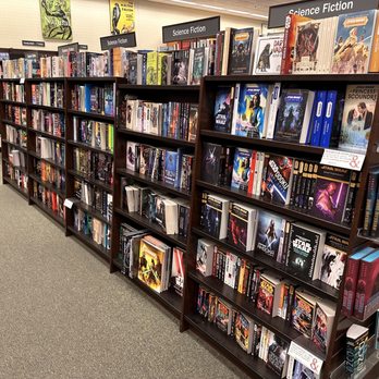 BARNES & NOBLE BOOKSELLERS - Updated February 2026 - 37 Photos