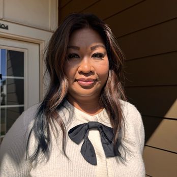 Hair By Chastine - Root touch up. - Barbers Near Me Hair By Chastine - Root touch up. - Barbers Near Me
