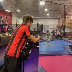 Cosmic Air Adventure Park & Arcade - GREAT WAY FOR SAFETY OF OUR KIDS TO VE ON CELL PHONE WHILE ON THE CLOCK !!! Cosmic you hire the WORST !! Rude mean no smiles
