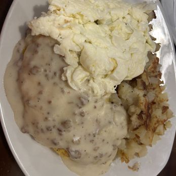 Blueberry Hill Breakfast Cafe - Country Omelette with potatoes and egg whites on the side. I was on a protein high. - Breakfast & Brunch Near Me - Oak Brook, Illinois