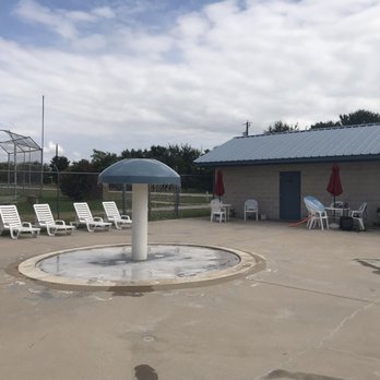 Runaway Bay City Pool - Mushroom for littles - Swimming Pools Near Me - Runaway Bay, Texas Runaway Bay City Pool - Mushroom for littles - Swimming Pools Near Me - Runaway Bay, Texas