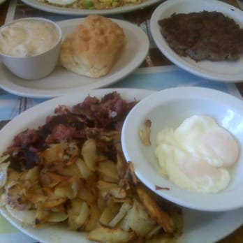 Babs Delta Diner - hm made hash w/ hm fries, two poached eggs and sausage patties =p side of biscuits and gravy .. mmh, mmh - Diners Near Me - Suisun City, California Babs Delta Diner - hm made hash w/ hm fries, two poached eggs and sausage patties =p side of biscuits and gravy .. mmh, mmh - Diners Near Me - Suisun City, California