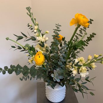 Beet And Yarrow - Actual photos my friends received. Still beautiful but not quite what I was expecting - Florists Near Me - Denver, Colorado Beet And Yarrow - Actual photos my friends received. Still beautiful but not quite what I was expecting - Florists Near Me - Denver, Colorado