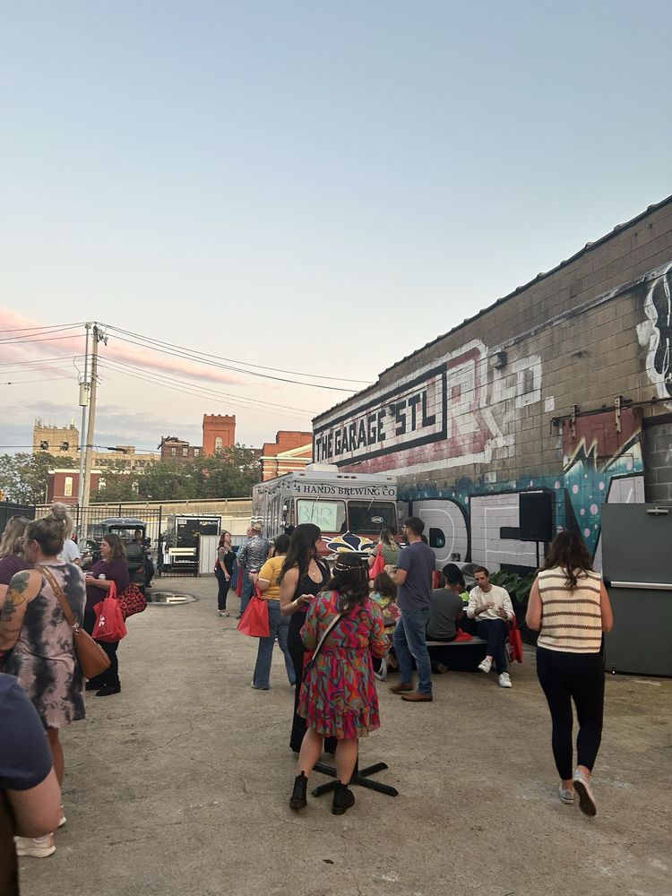 The Garage at Music Quarter - wedding in St. Louis, MO