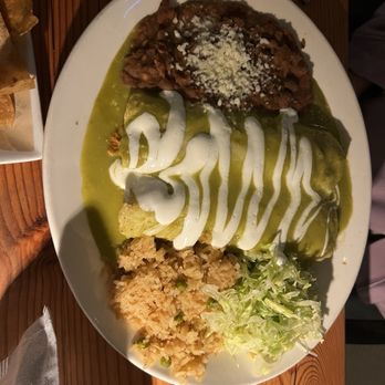 LUNA Mexican Kitchen - Enchiladas suizas - Mexican Near Me - San Jose, California LUNA Mexican Kitchen - Enchiladas suizas - Mexican Near Me - San Jose, California