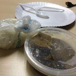 Lirio's Jolly Jeep - 豚肉の煮込みとライス200円くらい。