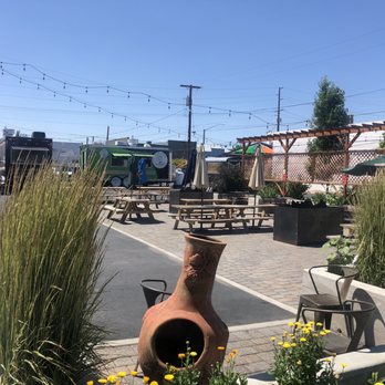 General Duffy’s Waterhole - Outdoor patio - Food Trucks Near Me - Redmond, Oregon