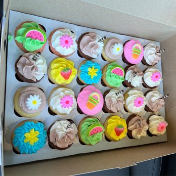 Lil Bites Bakery - Caterers Near Me Lil Bites Bakery - Caterers Near Me