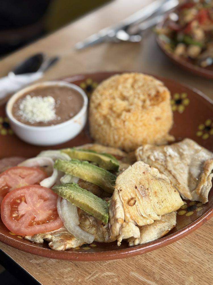 Chavelita's Restaurant