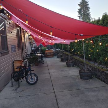 Farrar's Bistro - American Near Me - Vancouver, Washington