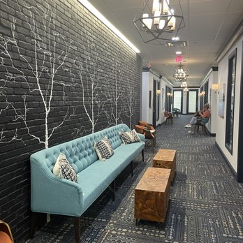 Cool Springs Color Bar - Hair Stylists Near Me - Franklin, Tennessee Cool Springs Color Bar - Hair Stylists Near Me - Franklin, Tennessee