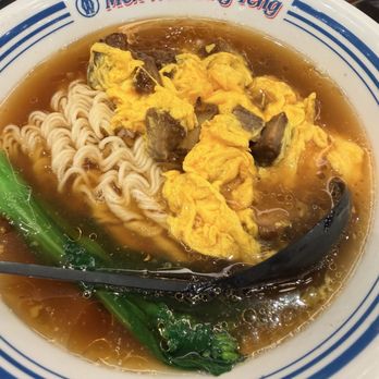 敏華冰廳 - Roast pork & scramble egg over instant noodle - Cafes Near Me - Hong Kong, HK