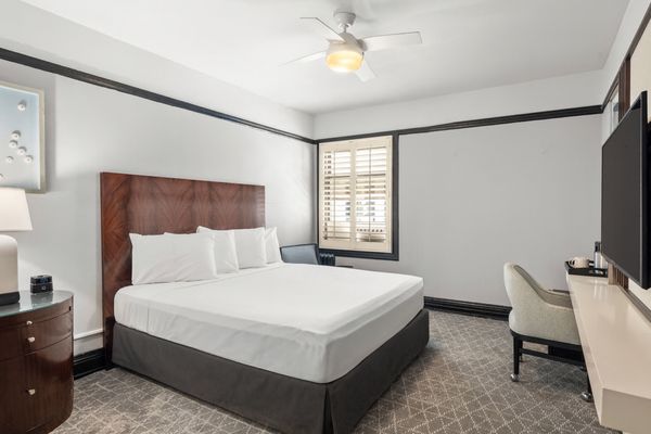 Tilden Hotel by null