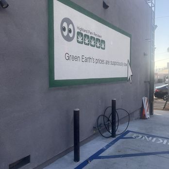Green Earth Co. - Reviews are suspicious considering how the low prices don't compensate for a horrible experience - Cannabis Dispensaries Near Me - Los Angeles, California Green Earth Co. - Reviews are suspicious considering how the low prices don't compensate for a horrible experience - Cannabis Dispensaries Near Me - Los Angeles, California