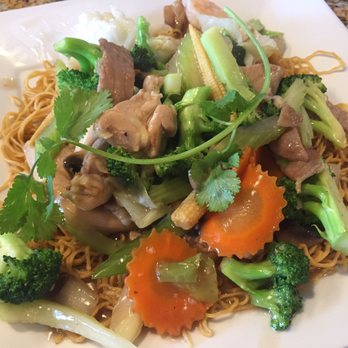 Pho Ha #7 - #67: stir fried meat & veggies with soft egg noodle - Vietnamese Near Me - Riverside, California Pho Ha #7 - #67: stir fried meat & veggies with soft egg noodle - Vietnamese Near Me - Riverside, California
