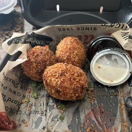Mac n Brisket Mac & Cheese Bombs Mac n Brisket Mac & Cheese Bombs