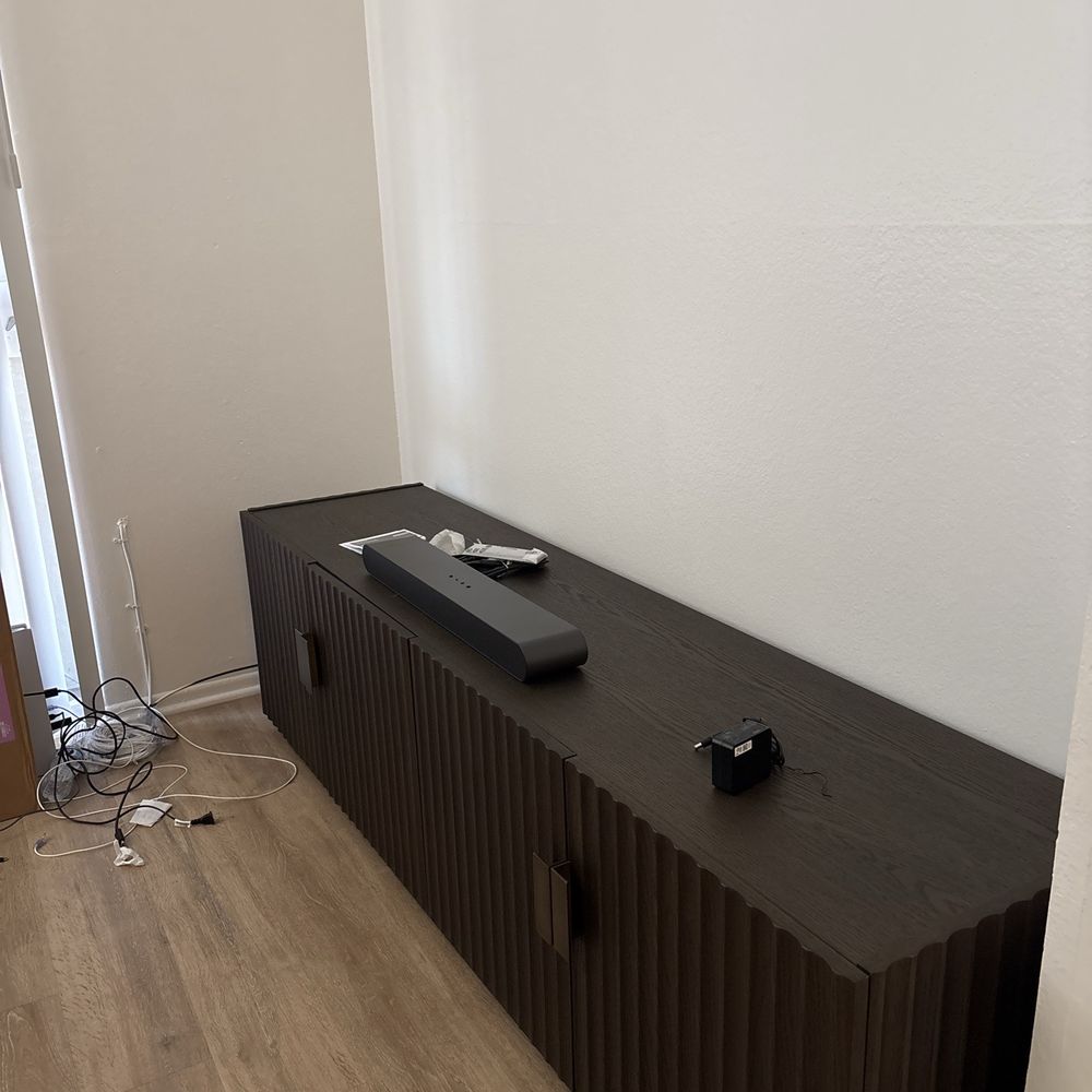 Busy Bee Movers - Family room console was in perfect condition! - Movers Near Me - Irvine, California