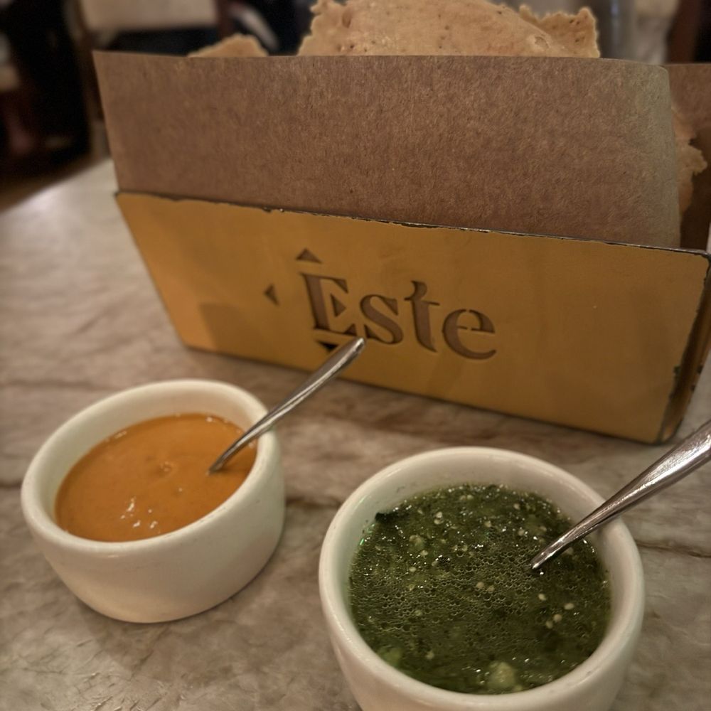 Este - Complimentary tostadas and dips (these dips/sauce were AMAZING) - Seafood Near Me - Austin, Texas Este - Complimentary tostadas and dips (these dips/sauce were AMAZING) - Seafood Near Me - Austin, Texas