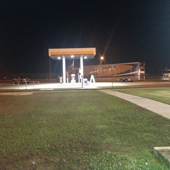 Shell - Diesel Pumps & parking for Truckers - Gas Stations Near Me - Miami, Florida