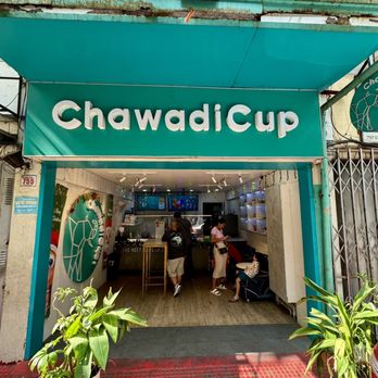 Binondo Ongpin Street - 01.01.24 boba shop near the Filipino-Chinese Friendship Bridge - Local Flavor Near Me - Manila, NCR