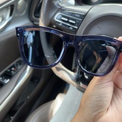 Sunglass Hut