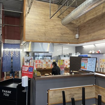 Uma Japan Eatery - Japanese Near Me - Arlington Heights, Illinois