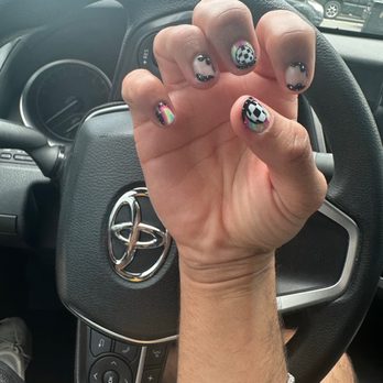 Pink Nails Design - Nail Salons Near Me - Westminster, California