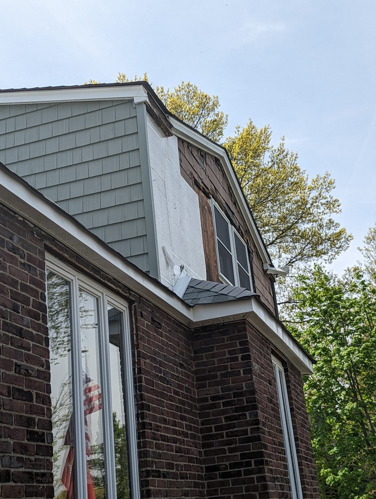 Slide of V and R Home Improvement