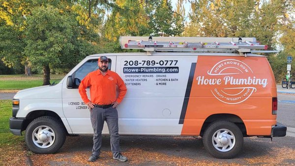 Howe Plumbing Logo