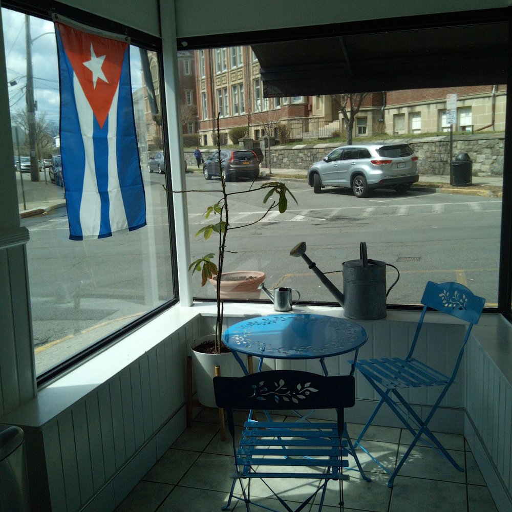 Nice little Cuban joint. Nothing fancy. Delicious food Nice little Cuban joint. Nothing fancy. Delicious food