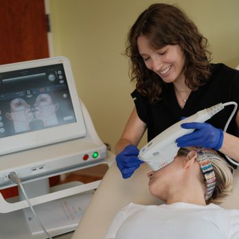 Medage - Grace performing Ultherapy treatment - Medical Spas Near Me - Asheville, North Carolina Medage - Grace performing Ultherapy treatment - Medical Spas Near Me - Asheville, North Carolina