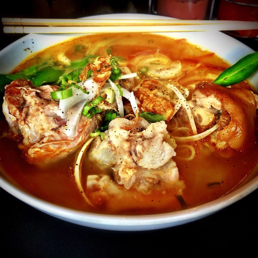 Cafe Nhan - Special Order: Banh Canh with Pho Noodles - Vietnamese Near Me - Philadelphia, Pennsylvania