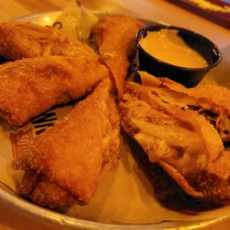 Peach Cobbler Egg Rolls