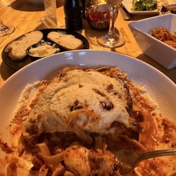 The Century Manor - Chicken parm and yummy bread