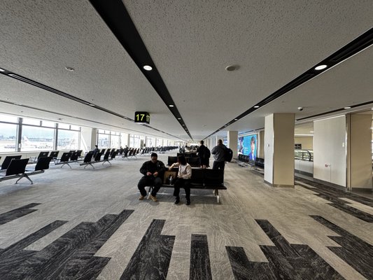 Osaka Itami Airport by null