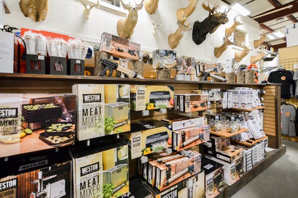 SPORTSMANS OUTLET - Updated July 2026 - 40 Photos - 500 Chestnut St Ext
