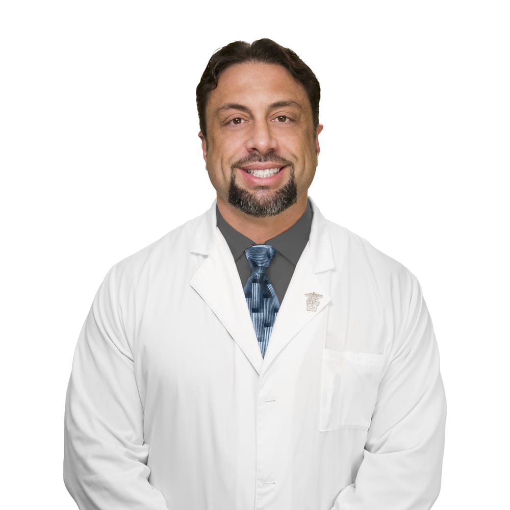 ROLAND HERNANDEZ, DDS Updated October 2024 34 Reviews 2000 S