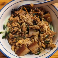 Sesame noodles