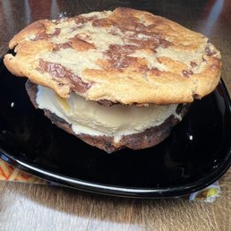 Ice Cream Sandwich