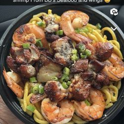BB's Seafood & Wings - Garlic Noodle bowl with grilled chicken and shrimp