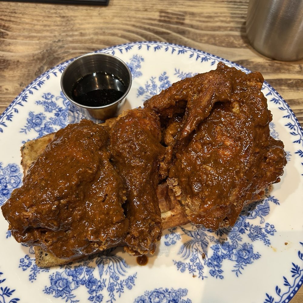 Luella's Southern Kitchen - Chicken and Waffles - Southern Near Me - Chicago, Illinois Luella's Southern Kitchen - Chicken and Waffles - Southern Near Me - Chicago, Illinois