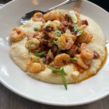 The Whale Chicago - Shrimp & Grits - New American Near Me - Chicago, Illinois The Whale Chicago - Shrimp & Grits - New American Near Me - Chicago, Illinois