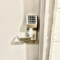 Affordable Locksmith - Commercial Lock Installation and Repair