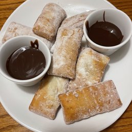 Zeppole Zeppole