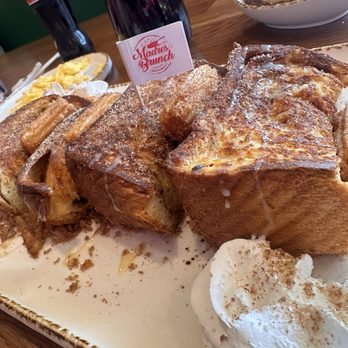 Madres Brunch - AMAZING FOOD - Breakfast & Brunch Near Me - Placentia, California Madres Brunch - AMAZING FOOD - Breakfast & Brunch Near Me - Placentia, California