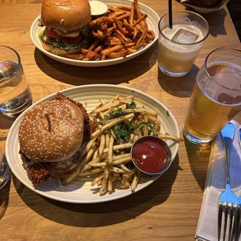 Simmzy's - Sweet Potato Fries Simmzy's Fries Crispy Korean Chicken Sandwich California Chicken Sandwich - Gastropubs Near Me - Long Beach, California Simmzy's - Sweet Potato Fries Simmzy's Fries Crispy Korean Chicken Sandwich California Chicken Sandwich - Gastropubs Near Me - Long Beach, California
